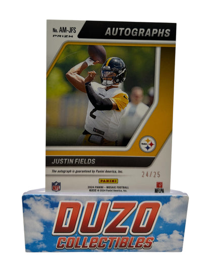 Justin Fields Auto White /25 2024 Panini Mosaic No.AM-JFS