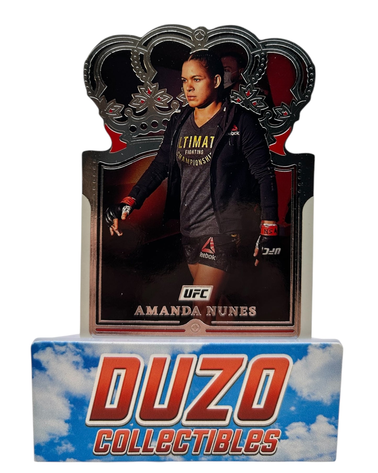 Amanda Nunes Crown Die-Cut 2022 Panini Chronicles Crown Royale UFC No.112