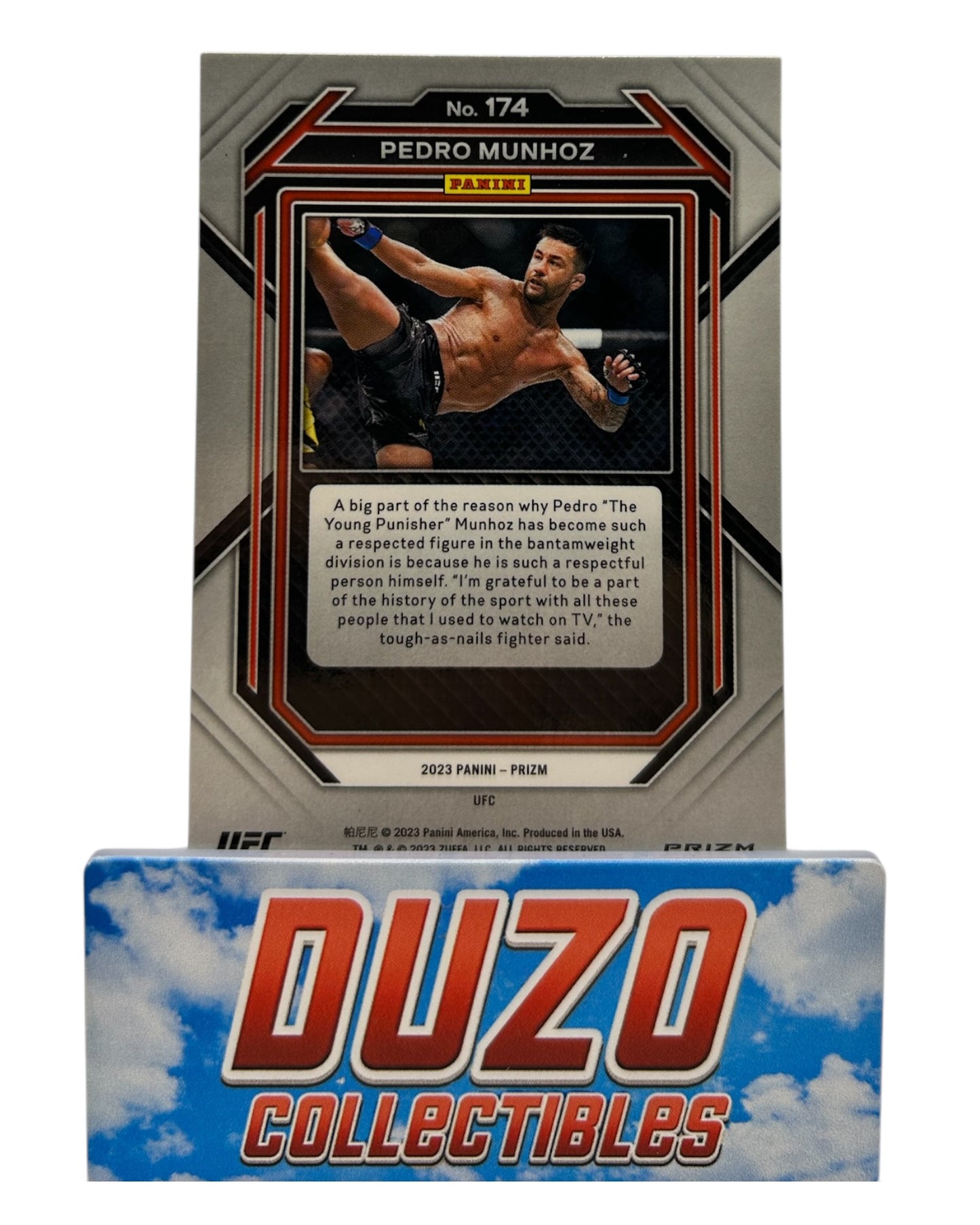 Pedro Munhoz White Sparkle Panini Prizm UFC 2023 No.174